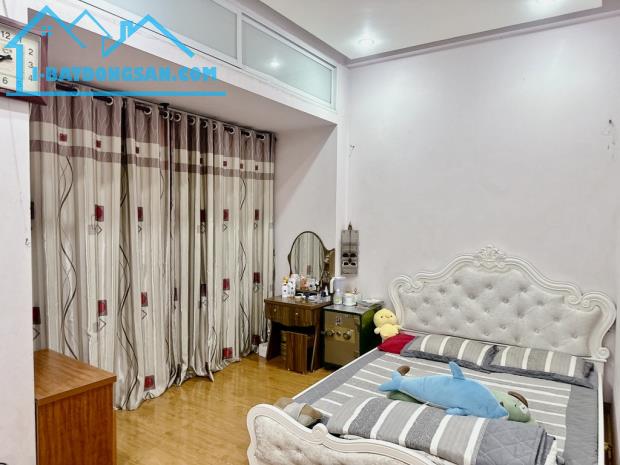 Cần Bán Gấp Nhà DÂN XÂY Việt Hưng 50m2-Mt 5m-hơn 7 tỷ-Ô TÔ-NGÕ THÔNG-FULL NỘI THẤT-SỔ VUÔN - 3