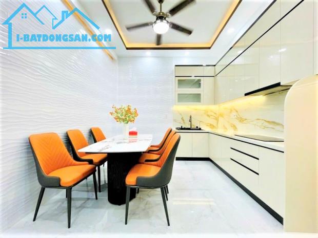 8 TỶ TL - NHÀ MỚI TRUNG TÂM QUẬN 10 - SÁT MẶT TIỀN - ~40M2 3 TẤM 3PN - NỘI THẤT CAO CẤP - 1