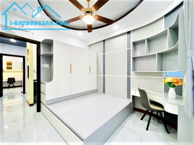 8 TỶ TL - NHÀ MỚI TRUNG TÂM QUẬN 10 - SÁT MẶT TIỀN - ~40M2 3 TẤM 3PN - NỘI THẤT CAO CẤP - 3