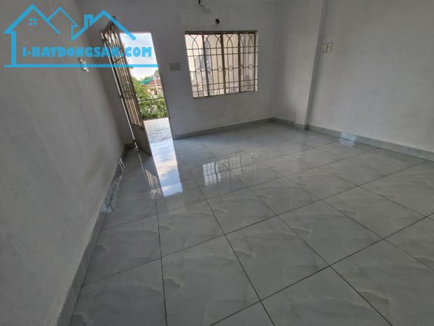 Hiếm, Nhà 2 tầng 100m2, ngang 5m, ngay trường THCS Hoa Lư, TP Thủ Đức (Q9 cũ) - 3