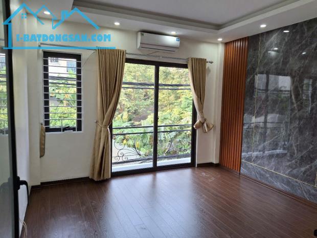 Bán nhà Đa Sỹ-Hà Trì mặt ngõ ô tô ,vào nhà KD nhỏ 30/33m2 ,giá 7,5 tỷ có thương lượng . - 1
