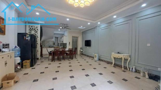 Bán nhà Nguyễn Văn Cừ,Long Biên 6 tầng,52m,mt5.4m oto tránh nhỉnh 15 tỷ - 1