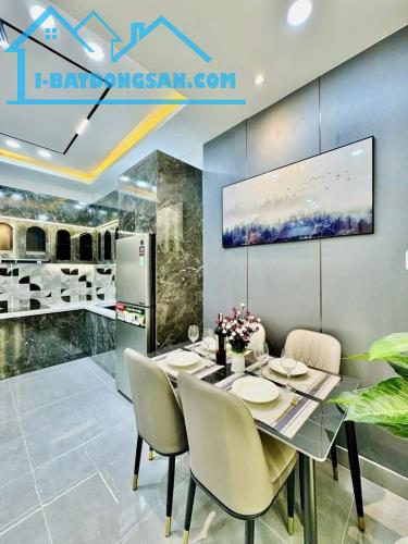 HẺM THẲNG MỘT TRỤC - GẦN MẶT TIỀN - GẦN CÔNG VIÊN LÀNG HOA GÒ VẤP- 30M2, NHÀ MỚI FULL N - 3