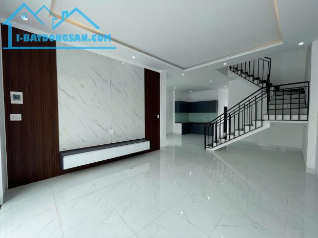 BIỆT THỰ SÂN VƯỜN SIÊU RỘNG GIÁ RẺ SỔ RIÊNG FULL THỔ CƯ - 2