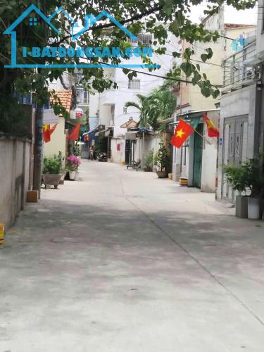 Hàng Thơm nhà Gò Dầu Tân Phú hẻm 7m 1 trục 100m ra mặt tiền 56m2 ,2 Tầng Nhỉnh 6 tỷ - 1