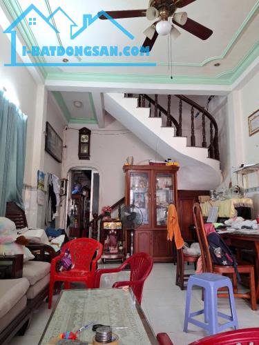 Hàng Thơm nhà Gò Dầu Tân Phú hẻm 7m 1 trục 100m ra mặt tiền 56m2 ,2 Tầng Nhỉnh 6 tỷ - 2