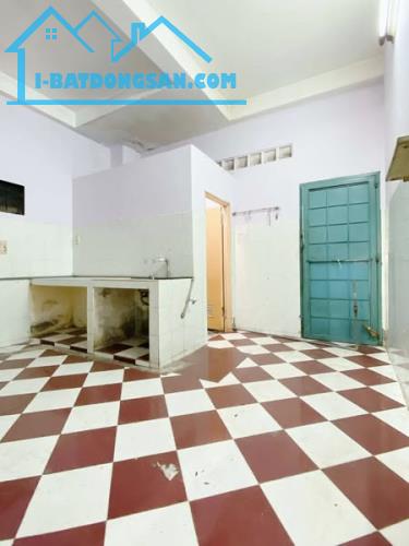 Ôtô Ngủ Trong Nhà Đường Nguyễn Trung Trực Phường 05 Bình Thạnh. - 4