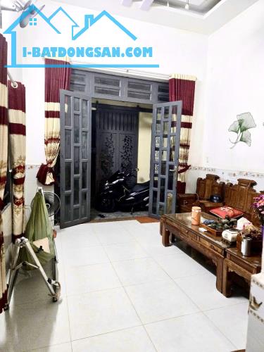 CẦN BÁN NHÀ 🏘️ HIỆP THÀNH - HẺM 5M - 2 TẦNG - QUẬN 12.  ❗Gần 60m2 - ngang 5m  👉chỉ 4❌tỷ - 3