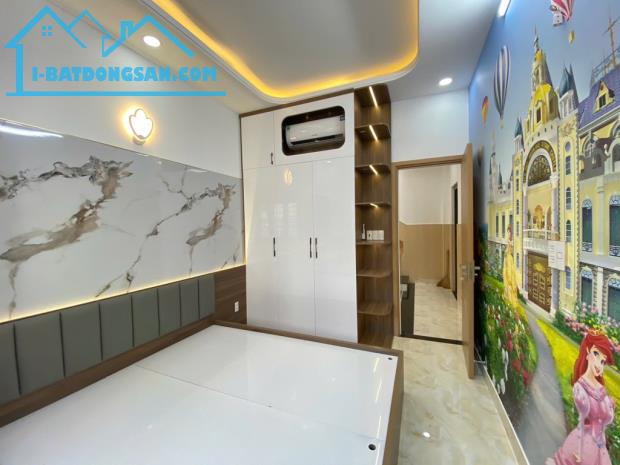 Cạnh Tên Lửa-Tỉnh Lộ 10 hẻm xe hơi nhà 3 tầng 6×9m chỉ 5 tỷ 650 - 4
