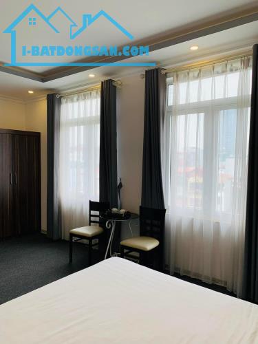 Bán Tòa Khách Sạn Phố Trần Duy Hưng,Ngõ Ôtô View hồ 150m/7Tầng (Có Hầm) 68 Tỷ - 3
