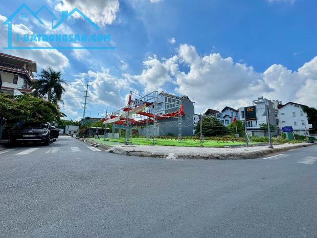 Đất Biệt Thự 307m2(17mx18m) Góc 2 Mặt Tiền-KDC Văn Minh,An Phú,Quận 2-Giá 71 Tỷ TL