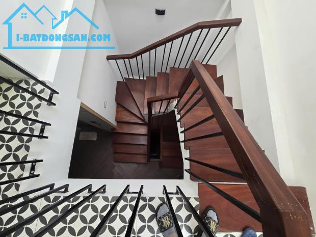 Nhà Đẹp Láng Hạ - Đống Đa, 50m2 x 7 Tầng Thang Máy, Gara, MT4m, Giá 17.2 tỷ LH: 0936118369 - 3