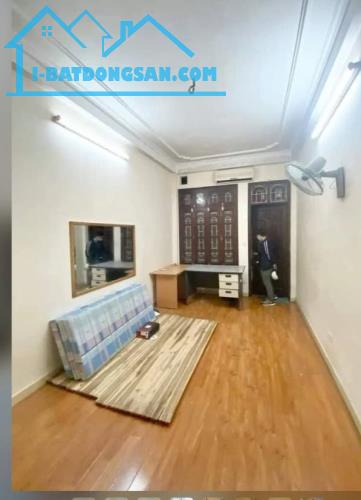 Cho thuê nhà ngõ Thống Nhất, Đại La 4 tầng x 32m2, 3PN, 3 vệ sinh, 10 Triệu/tháng - 1