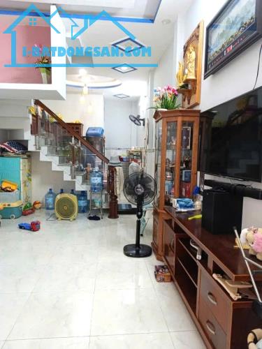 Bán Nhà Bình Tân, Ngay Chợ Da Sà, Khu Tên Lửa, 2 tầng đúc BTCT, 40m2, chỉ 3 tỉ nhỉnh - 2