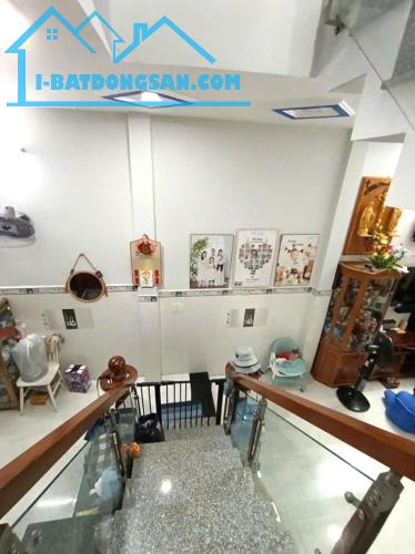 Bán Nhà Bình Tân, Ngay Chợ Da Sà, Khu Tên Lửa, 2 tầng đúc BTCT, 40m2, chỉ 3 tỉ nhỉnh - 3