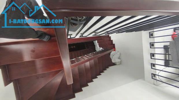 NHÀ MƯỚI ĐẸP Ô TÔ VÀO NHÀ Tư Đình 97/120 m2,X  6 tầng,mặt tiền  5.5m, 19 tỷ Long Biên.