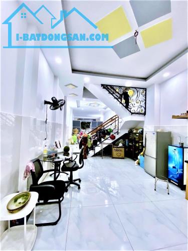CỰC HIẾM!!! 8 TỶ TL - NHÀ 3 TẦNG MẶT TIỀN ĐƯỜNG 8M - KHU BÀU CÁT - TIỆN KINH DOANH/VP CTY