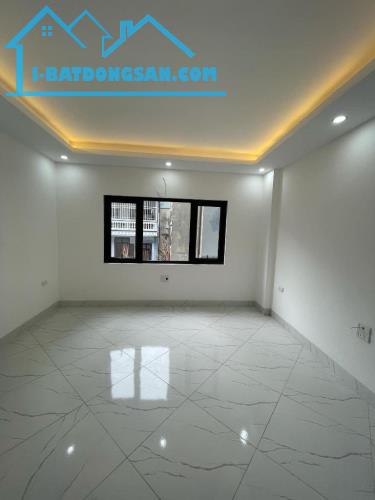 BÁN NHÀ MỚI TINH DƯƠNG VĂN BÉ - HAI BÀ TRƯNG - THANG MÁY - 20M RA PHỐ  Diện tích: 33m² – G - 2
