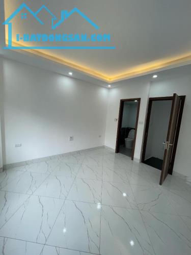 BÁN NHÀ MỚI TINH DƯƠNG VĂN BÉ - HAI BÀ TRƯNG - THANG MÁY - 20M RA PHỐ  Diện tích: 33m² – G - 3