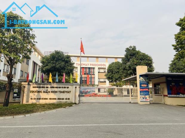 Siêu phẩm nhà 3 tầng đẹp ở tiên dương, đông anh - dt 67,7m2- giá 5,4 tỉ - 2