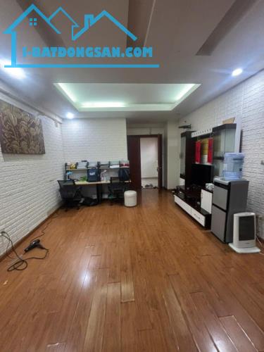 Bán chung cư GH4-CT17 kđt Việt Hưng 75m 2pn1vs - 3 mặt thoáng - Giá 4,45tỷ - 2