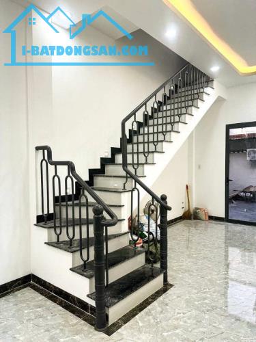 :
Bán nhà mới ở ngay  Linh Đông THỦ ĐỨC 44m2-3tang- – 1 trệt 1 lầu – sổ riêng – gần PVĐ – - 1