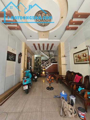BÁN NHÀ HƯƠNG LỘ 2 BÌNH TÂN - HẺM XE TẢI THÔNG - 4 TẦNG MỚI ĐẸP - 64M2 CHỈ HƠN 6 TỶ  l - 2