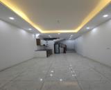 🏆NHÀ MỚI - P. LĨNH NAM - 32M2 - 5TẦNG - 4,75TỶ - GẦN PHỐ - NGÕ 3 GÁC ĐỖ CỬA