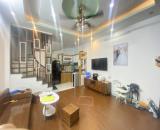 Bán nhà Cầu Bươu, Thanh Trì diện tích 30m2, 5 tầng, Ô tô cách 15m