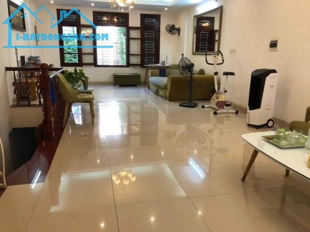 Bán nhà Phân Lô Ô tô tránh dừng đỗ- Phố Hoàng Văn Thái 52m2/ 5Tầng/MT 5.3m 19 Tỷ - 3