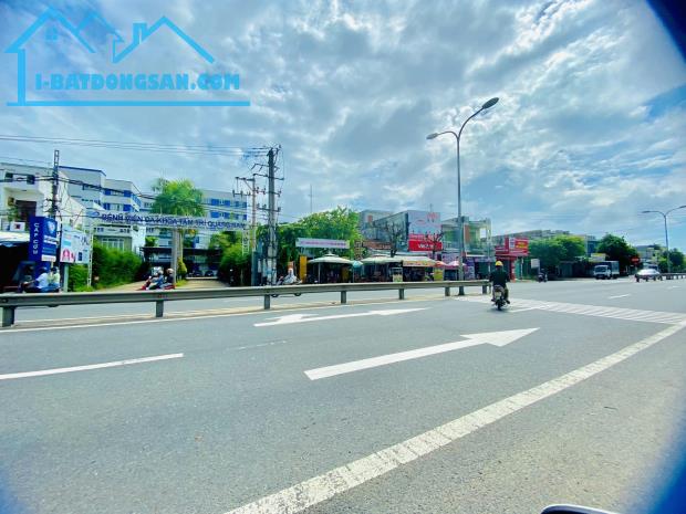 140m2  phù hợp làm nhà vườn ngay Trung Tâm Thị Trấn,sát trục đường Hùng Vương, - 2