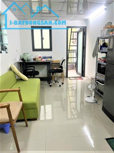 CHỈ 8 TỶ TL - NHÀ ĐẸP HẺM Ô TÔ THOÁNG SÁNG QUẬN 10 - 1 CĂN RA MT - DT4x13M 4 TẤM - K/DOANH - 3