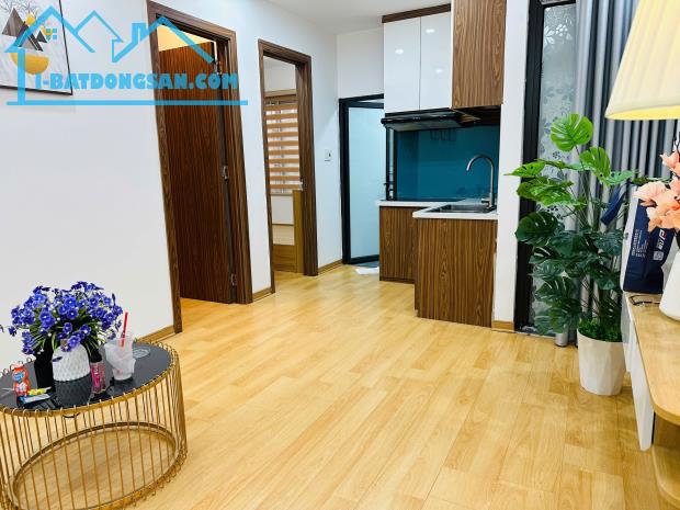 MÌNH CHÍNH CHỦ CHO THUÊ CĂN HỘ 2N1VS TẠI NGÕ 189 ĐƯỜNG HOÀNG HOA THÁM, P. LIỄU GIAI, Q. - 2