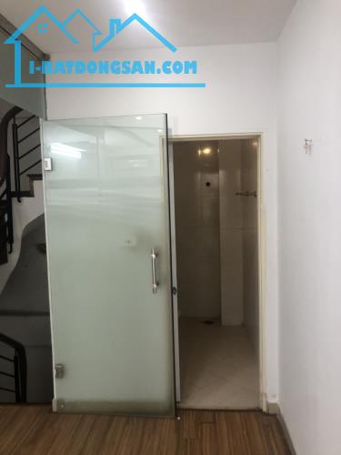 Bán nhà mặt phố Kim Mã giá tốt, DT 32m2, 5 tầng, cơ bản, tiện ích đầy đủ, sổ đỏ cất két - 3