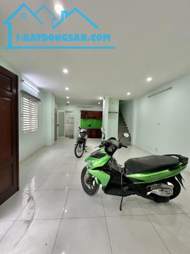 Bán nhà mặt phố Nguyễn Ngọc Lộc, Q.10, Diện Tích Khủng 80m², 7.9 tỷ - 2