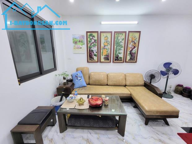 Bán Nhà | Tại Cổ Linh Long Biên | 6Tầng Không Gian Rộng | Vị Trí Tiềm Năng Sinh Lời | 6Tỷ