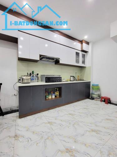 Bán Nhà | Tại Cổ Linh Long Biên | 6Tầng Không Gian Rộng | Vị Trí Tiềm Năng Sinh Lời | 6Tỷ - 1