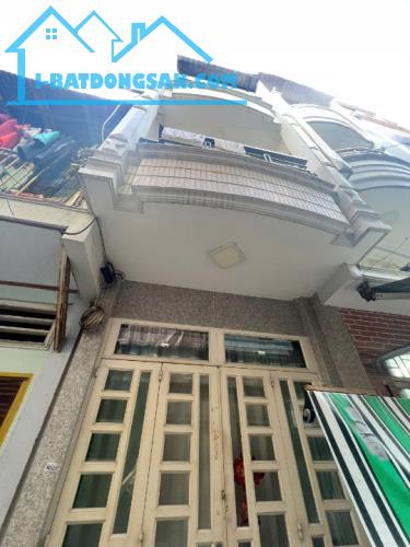 Nhà 3 tầng hẻm thông đường Trần Bình Trọng P2Q5. 5.7 tỷ