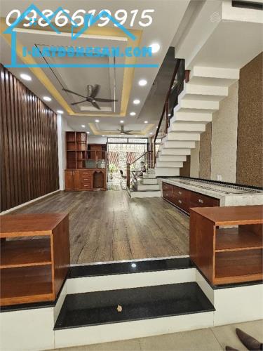 BÁN NHÀ ĐẸP 4TẦNG NGAY CÔNG VIÊN VEN SÔNG - DT 105m2 - CHỈ 15x TỶ - 3