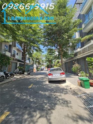 BÁN NHÀ ĐẸP 4TẦNG NGAY CÔNG VIÊN VEN SÔNG - DT 105m2 - CHỈ 15x TỶ - 4