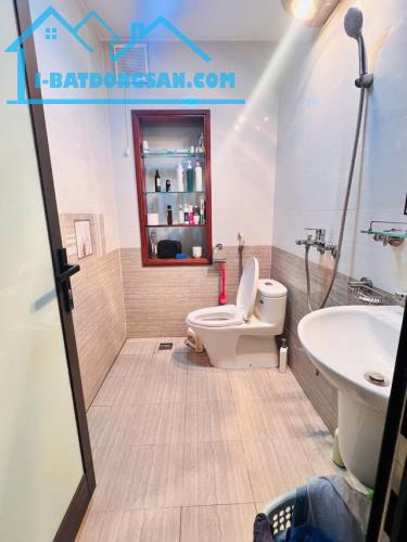 Bán nhà đẹp đường Nguyễn Khang, Cầu Giấy, DT 41 m2, 4 Tầng, MT 4m, Giá 9,6 tỷ - 5