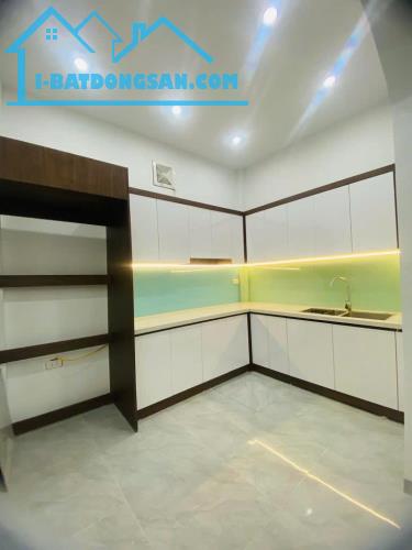 ĐẤT VÀNG PHÁO ĐÀI LÁNG - TRUNG TÂM ĐỐNG ĐA - BA BƯỚC RA ĐƯỜNG LÁNG 31M 4 TẦNG CHỈ 7.5 TỶ - 1