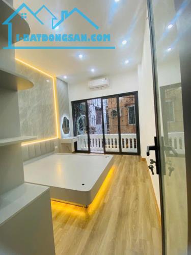 ĐẤT VÀNG PHÁO ĐÀI LÁNG - TRUNG TÂM ĐỐNG ĐA - BA BƯỚC RA ĐƯỜNG LÁNG 31M 4 TẦNG CHỈ 7.5 TỶ - 3