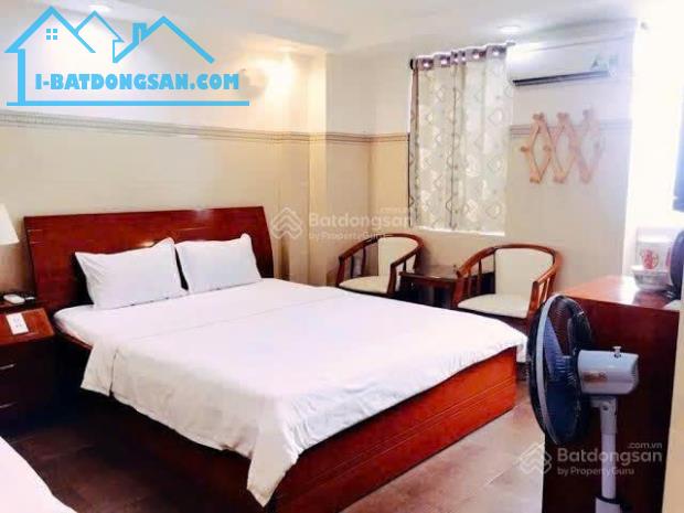 Bán khách sạn chính chủ DT 260m2 đúc 8 tầng đường Hiệp Thành 45, giá mềm 33 tỷ. - 2