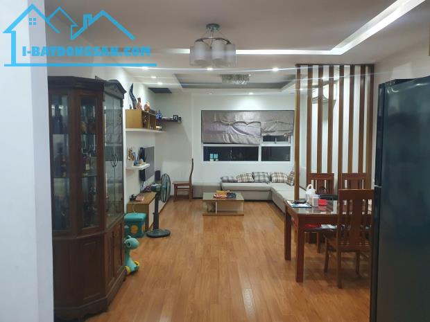 Bán chung cư Golden Palace Mễ Trì căn 86m 2PN 2 ban công hướng ĐN full đồ sẵn vào ở ngay