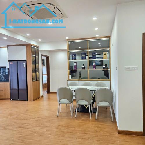 📌 Cần bán căn hộ toà CT5 ĐN2 mới tinh full option