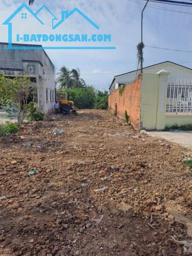 Chính Chủ Cần Bán Lô Đất 551.1m2 Có Vị Trí Đẹp Tại Xã Thanh Quới - H.Mỹ Xuyên - Tỉnh Sóc - 1