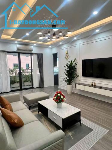 ( 3PN – Giá chỉ 6,1 tỷ) Bán gấp căn hộ chung cư Nam Cường cuối ngõ 234 Hoàng Quốc Việt – D