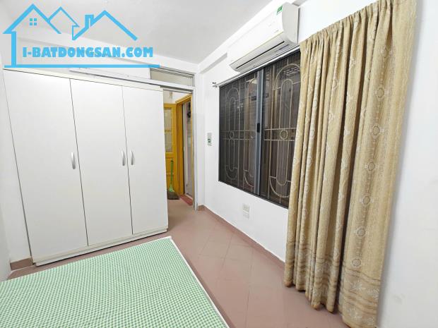 Cho thuê nhà Tập thể tầng 1 Nguyễn Trãi 70m2, tầng 1, 8.5 triệu - 3