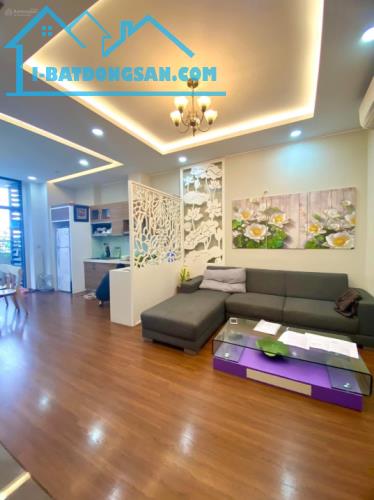 Chính chủ bán căn Góc 2PN 82m2 tầng 14 CT2 Tràng An Complex chỉ 6,9 tỷ , nhà mới đẹp